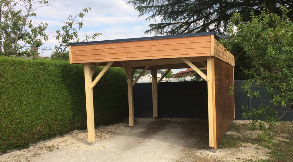 Abris voitures et carports, les solutions multifonctions d'aménagement  extérieur