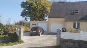 Garage en béton aspect terrasse.